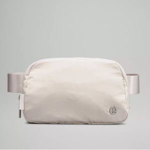 Lululemon Everywhere Belt Bag - White Opal